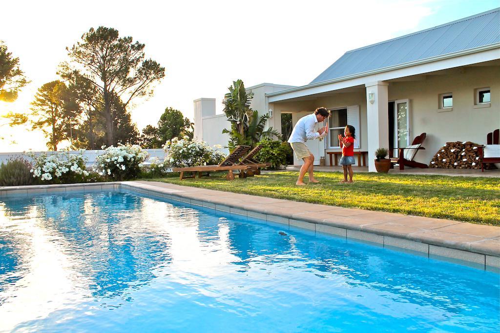 Explorer Guesthouse Somerset West Exterior foto